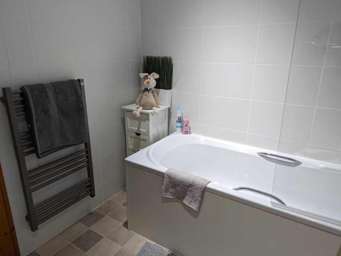 Pineshadow Lodge-Dog Friendly Kenwick Park Louth Louth  Esterno foto
