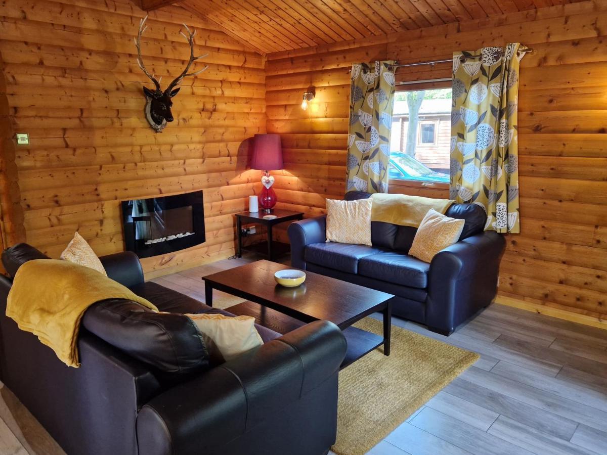 Pineshadow Lodge-Dog Friendly Kenwick Park Louth Louth  Esterno foto